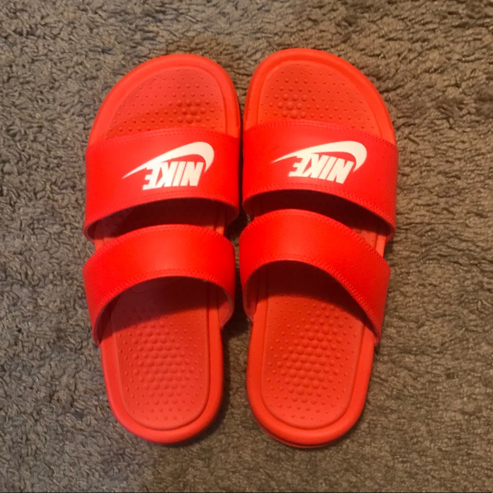 Women’s Nike Benassi Duo Ultra Slide